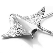 Load image into Gallery viewer, Engraved Manta Ray Necklace