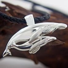 Load image into Gallery viewer, Nala And Mirrhi Humpback Whale Necklace