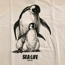 Load image into Gallery viewer, SEA LIFE Sydney Penguin &amp; Baby Ladies t-shirt White
