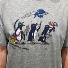 Load image into Gallery viewer, SEA LIFE Sydney Waddle of Penguins Unisex t-shirt Grey Marle
