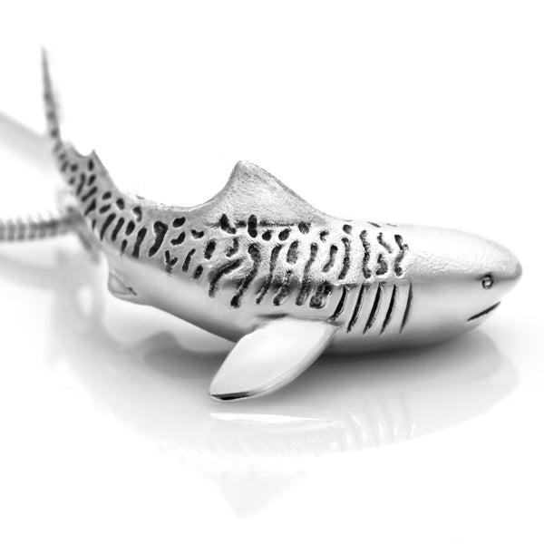Gold 750 Whale shark pendant extra large / Original Galapagos Divers S –  Galapagos Jewelry