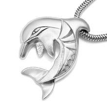 Load image into Gallery viewer, Nai&#39;a Dolphin Necklace
