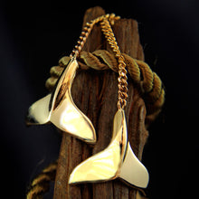 Load image into Gallery viewer, Whale Tail Fluke Thread Earrings
